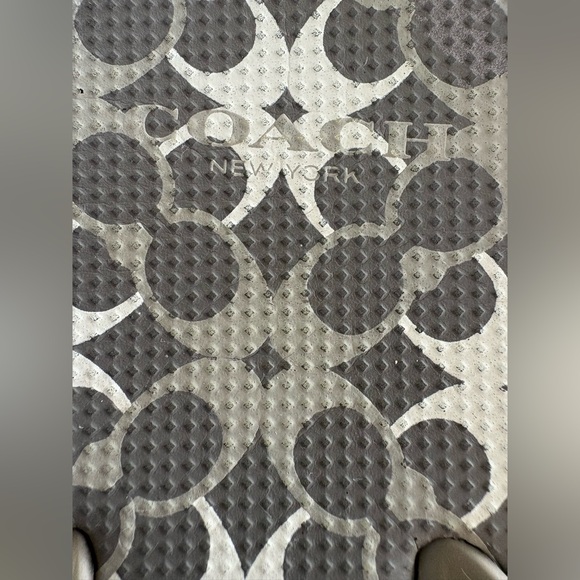 Coach Logo Flip Flop Sandals in Taupe with Rose Gold Medallions - Picture 6 of 9